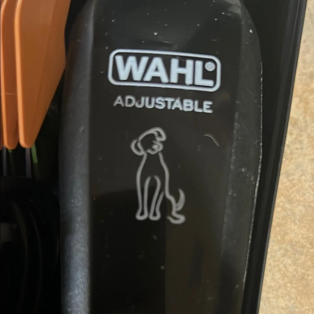 Wahl Hair Clipper Set with Colorful Guards